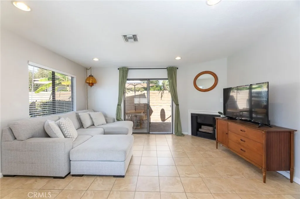 2145 North Orange Olive Road, Unit 8 Orange, CA 92865 - Photo 4 of 42
