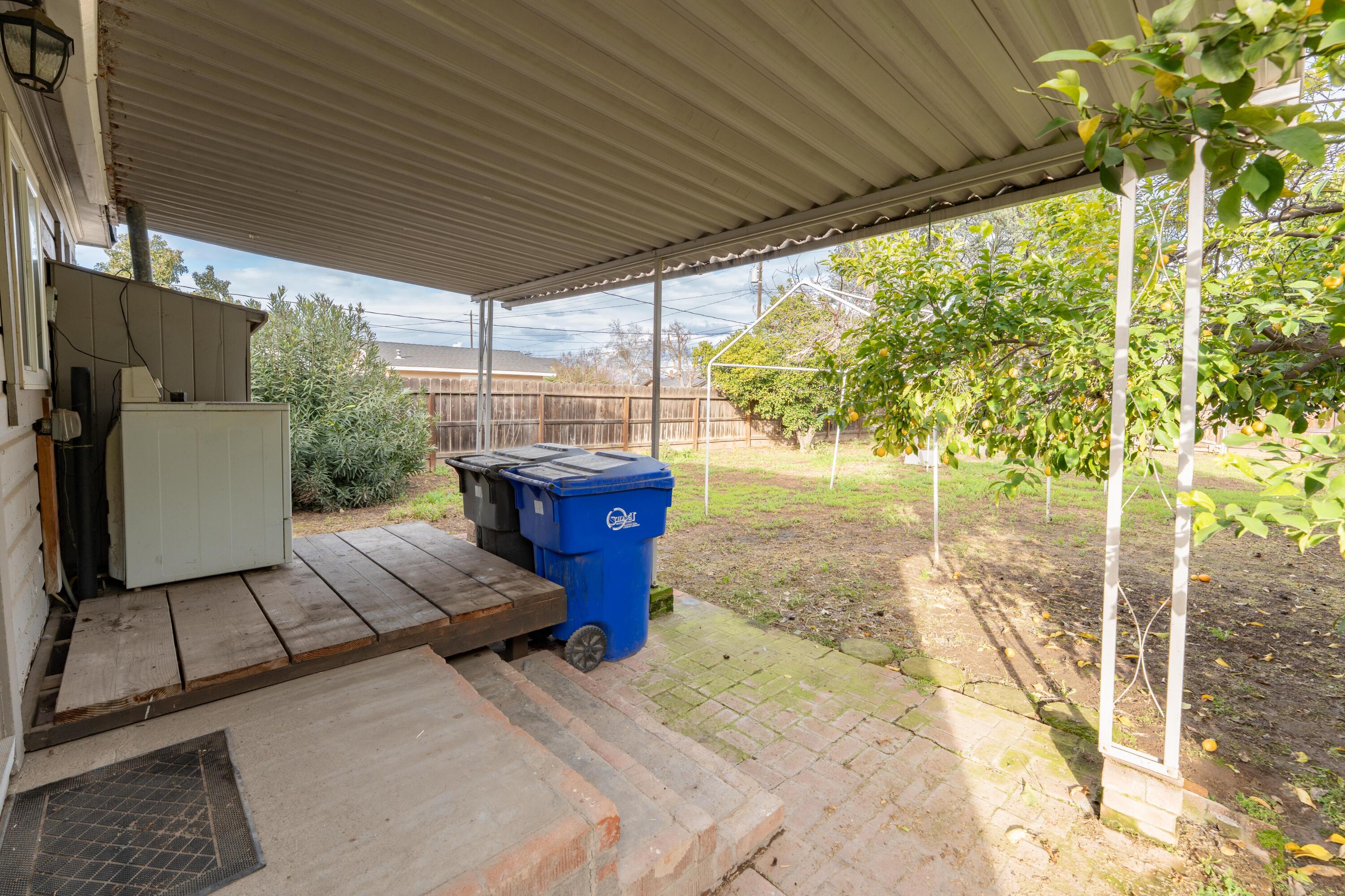533 South Kaweah Avenue Exeter, CA 93221 - Photo 27 of 39