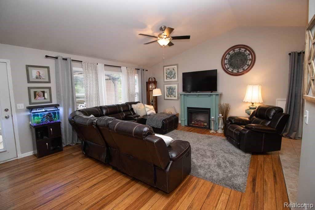 740 Brower Road Fowlerville, MI 48836 - Photo 12 of 49