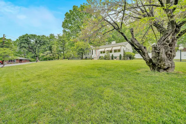 $289,000 | 3337 Woodland Drive Southwest, Roanoke, VA 24015