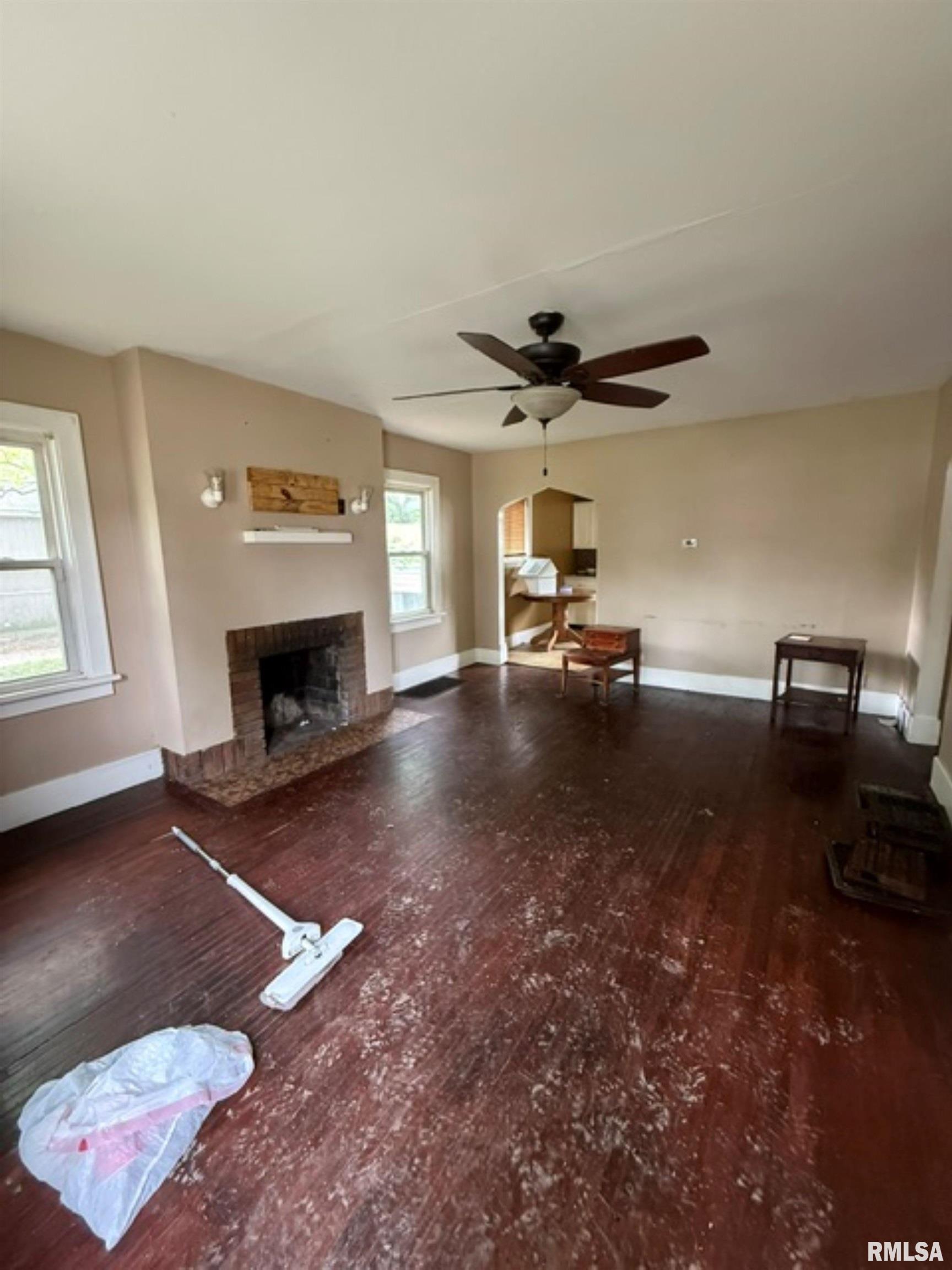 1252 East Whitmer Street Decatur, IL 62521 - Photo 4 of 23