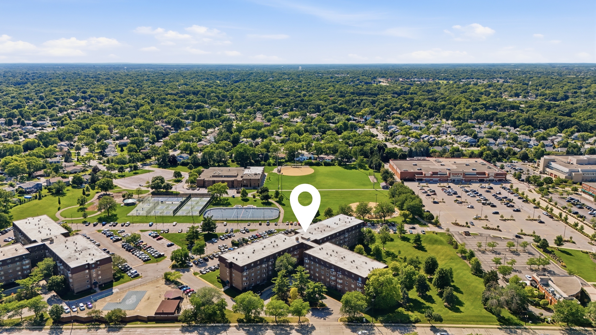 220 South Roselle Road, Unit 321 Schaumburg, IL 60193 - Photo 29 of 33 Gallery Image 29