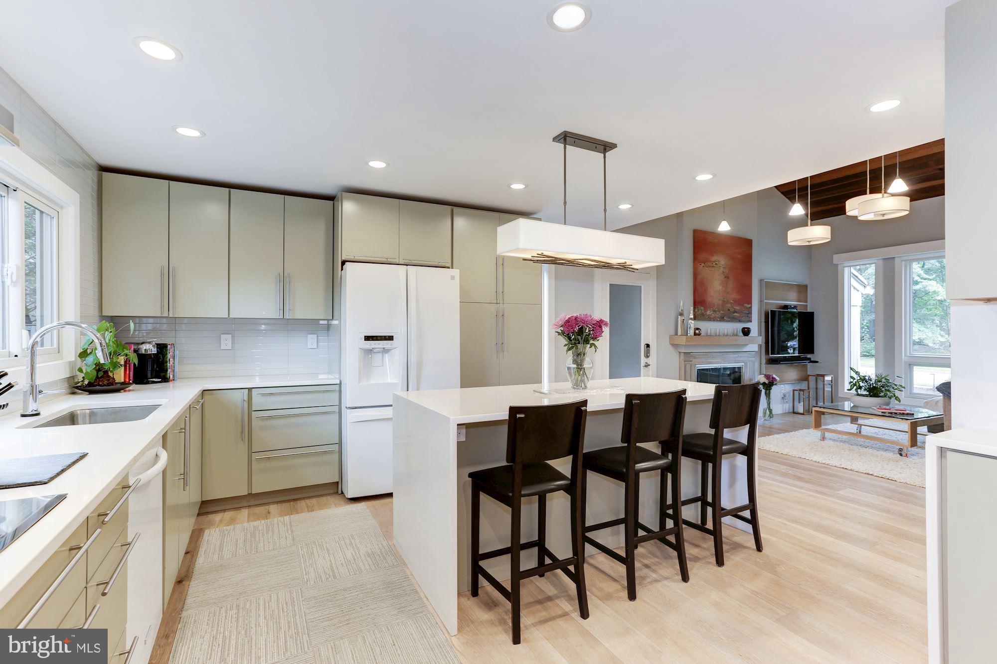 1410 Wolftrap Run Road Vienna, VA 22182 - Photo 19 of 51 Kitchen