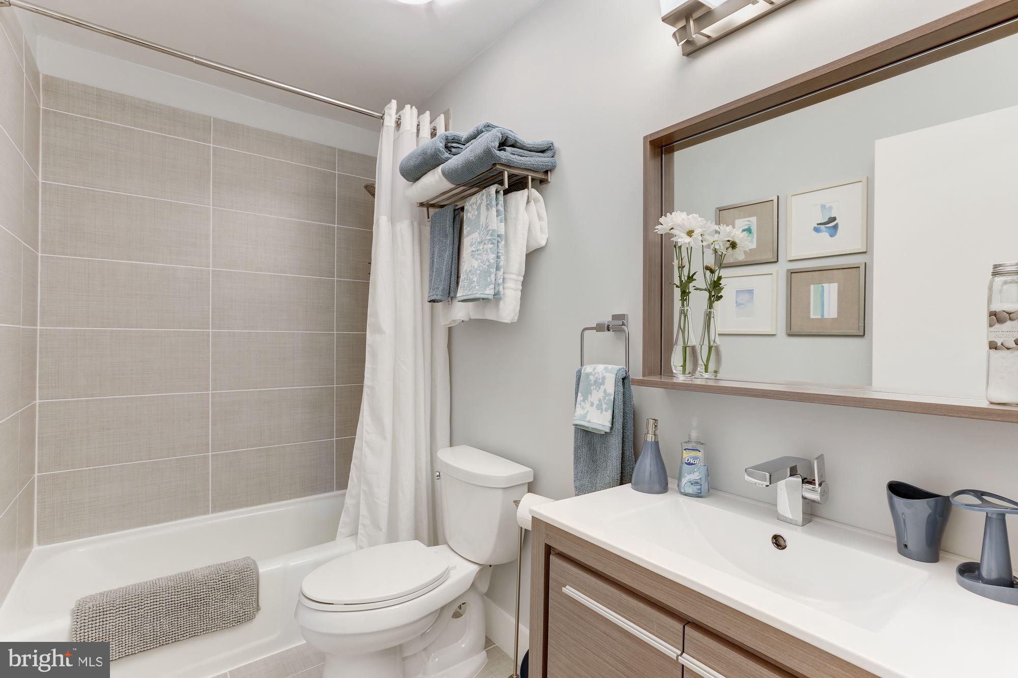 1410 Wolftrap Run Road Vienna, VA 22182 - Photo 39 of 51 Hall bathroom
