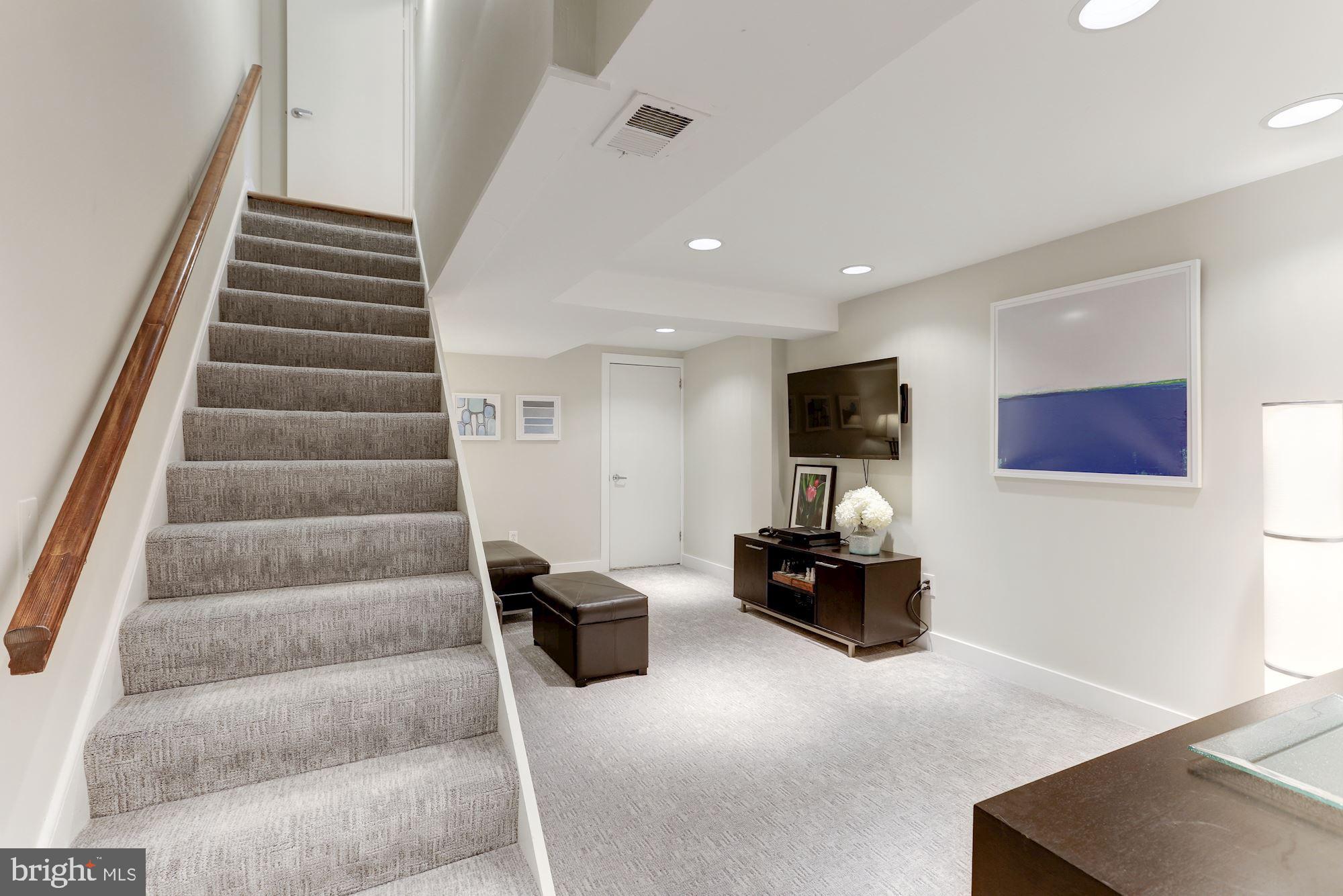 1410 Wolftrap Run Road Vienna, VA 22182 - Photo 47 of 51 Lower level