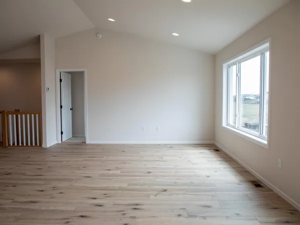 $499,999 | 1474 66th Avenue South, Fargo, ND 58104