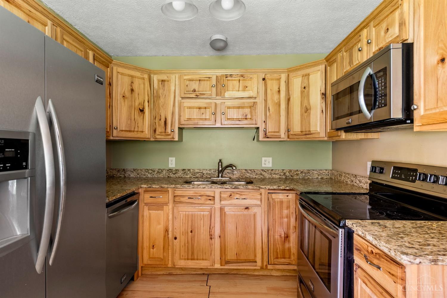 5737 Buckwheat Road Milford, OH 45150 - Photo 6 of 27 Gallery Image 6