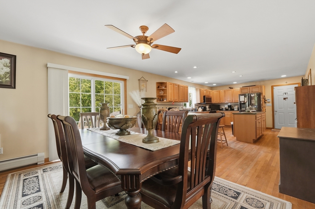 1527 Main Street Acushnet, MA 02743 - Photo 15 of 32