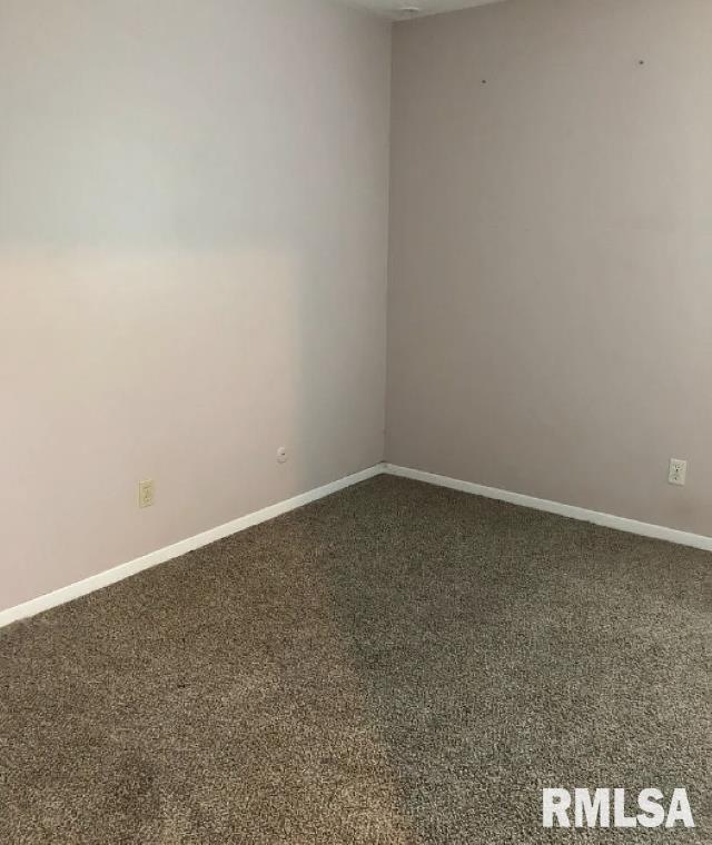 2520 South Skyway Road Peoria, IL 61607 - Photo 7 of 10 Gallery Image 7