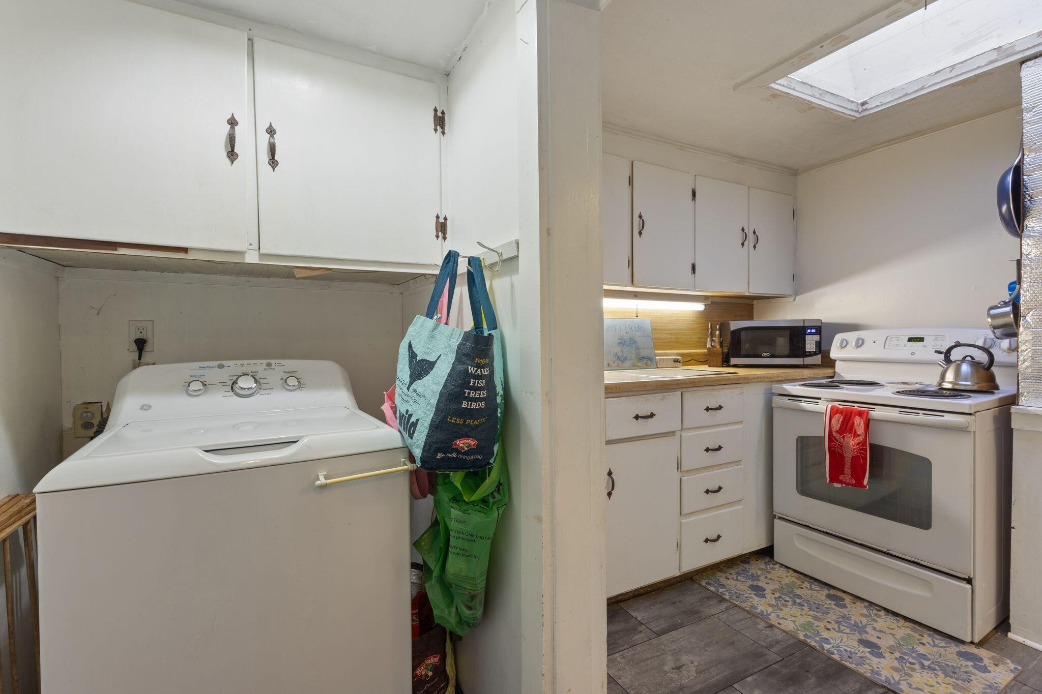 22 Shore Road York, ME 03909 - Photo 17 of 69 Kitchen