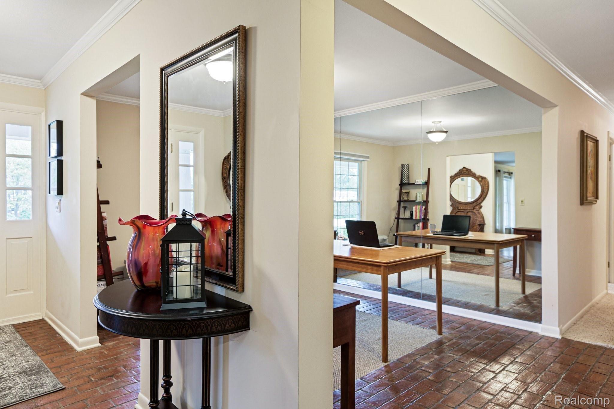 3760 Quarton Road Bloomfield Hills, MI 48302 - Photo 4 of 42 3760+Quarton+Rd+Bloomfield+Township-35-web.jpg