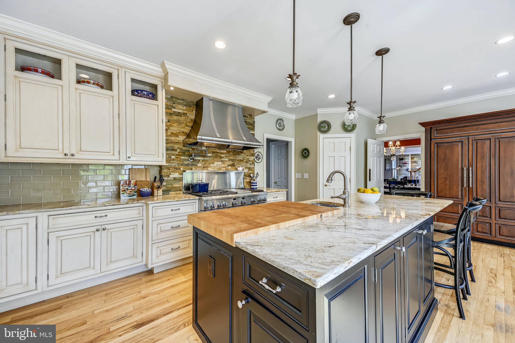 3417 Hidden River View Road Annapolis, MD 21403 - Photo 1 of 27 Gorgeous gourmet kitchen