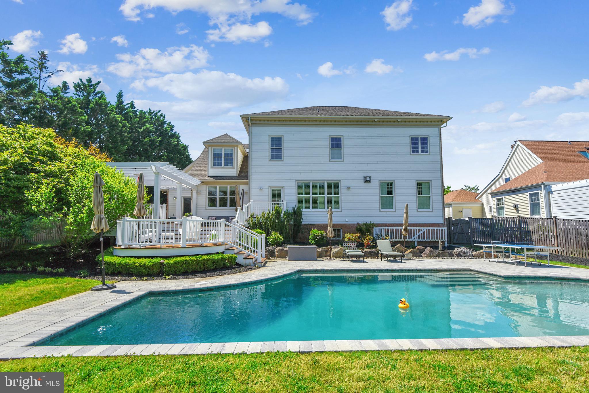 3417 Hidden River View Road Annapolis, MD 21403 - Photo 4 of 27 Saltwater pool