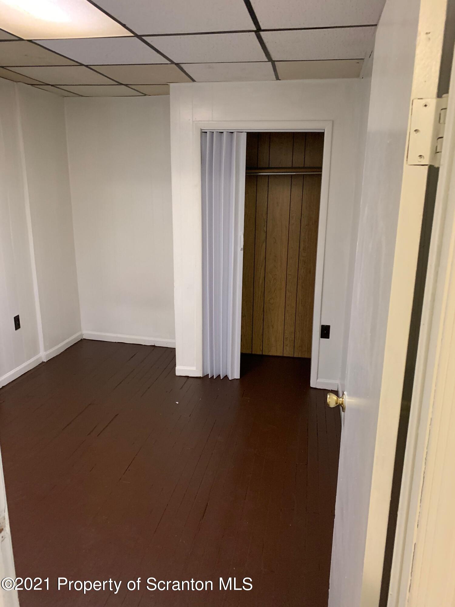 42 Fallbrook Street Carbondale, PA 18407 - Photo 15 of 41 a view of a small space