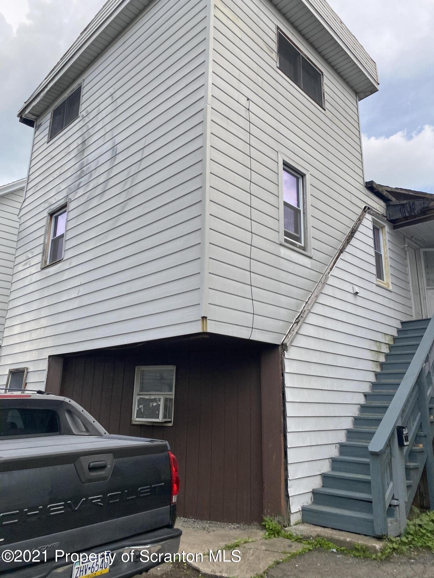 42 Fallbrook Street Carbondale, PA 18407 - Photo 2 of 41 a front view of a house