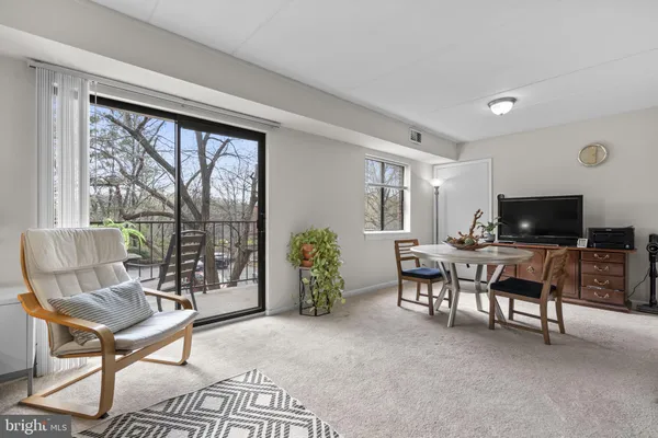 $285,000 | 6280 Edsall Road, Unit 301, Alexandria, VA 22312