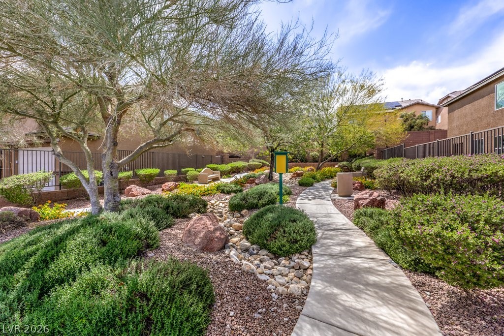 7111 Thistle Ridge Street Las Vegas, NV 89166 - Photo 3 of 61