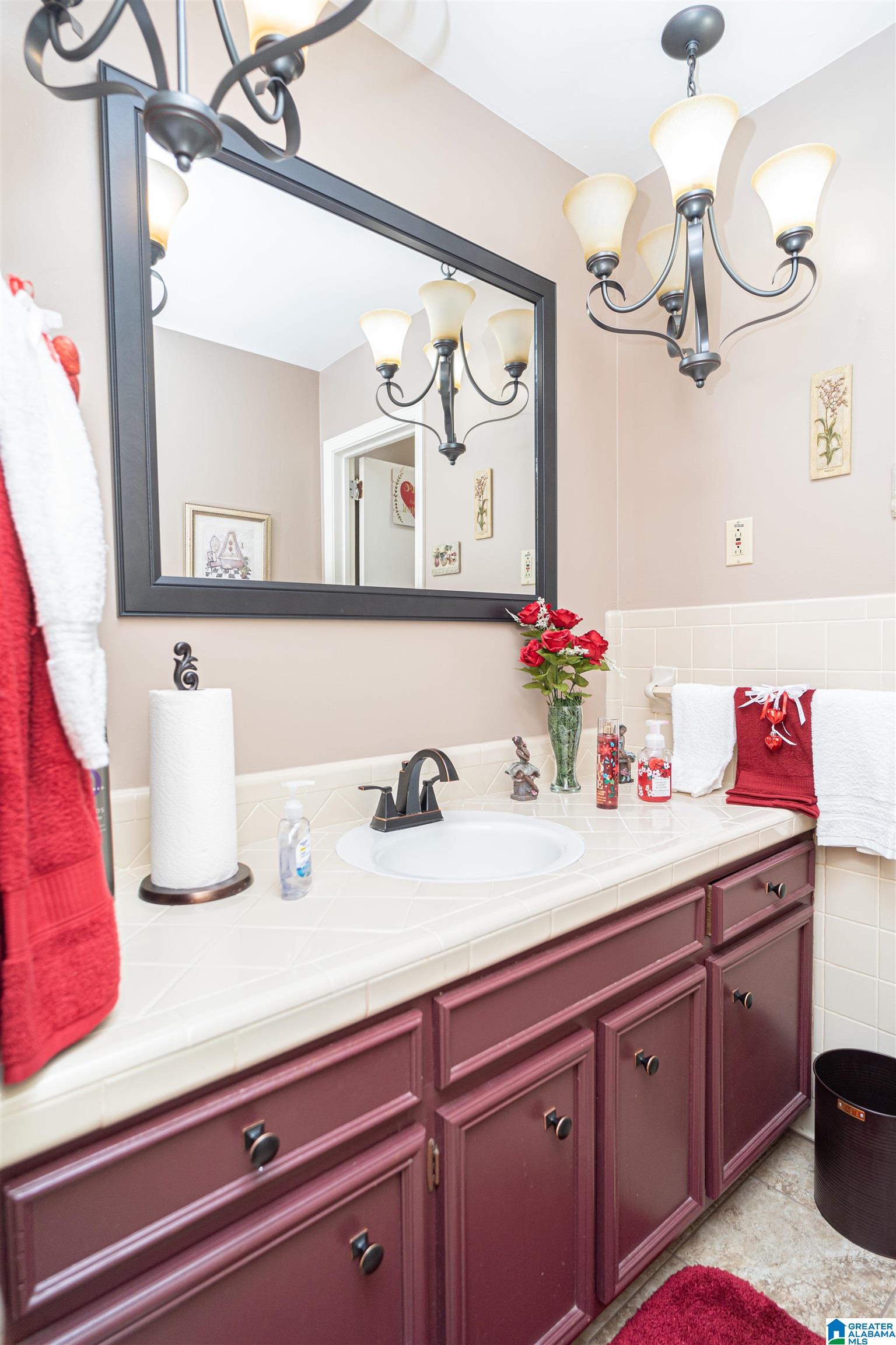 981 Ridgewood Circle Birmingham, AL 35235 - Photo 12 of 20