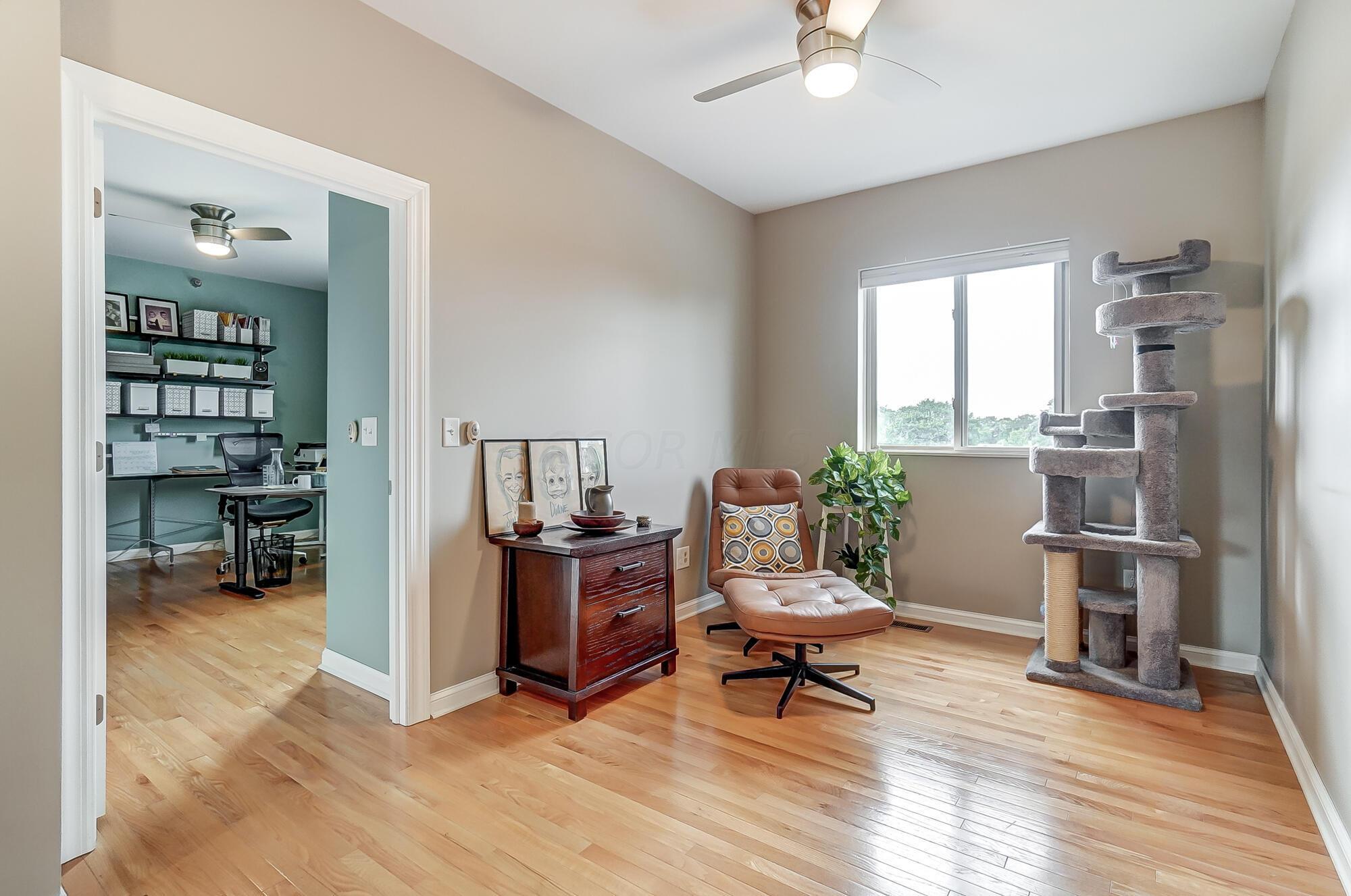 1756 Ridgecliff Road Upper Arlington, OH 43221 - Photo 25 of 55 2nd floor loft with natural light!