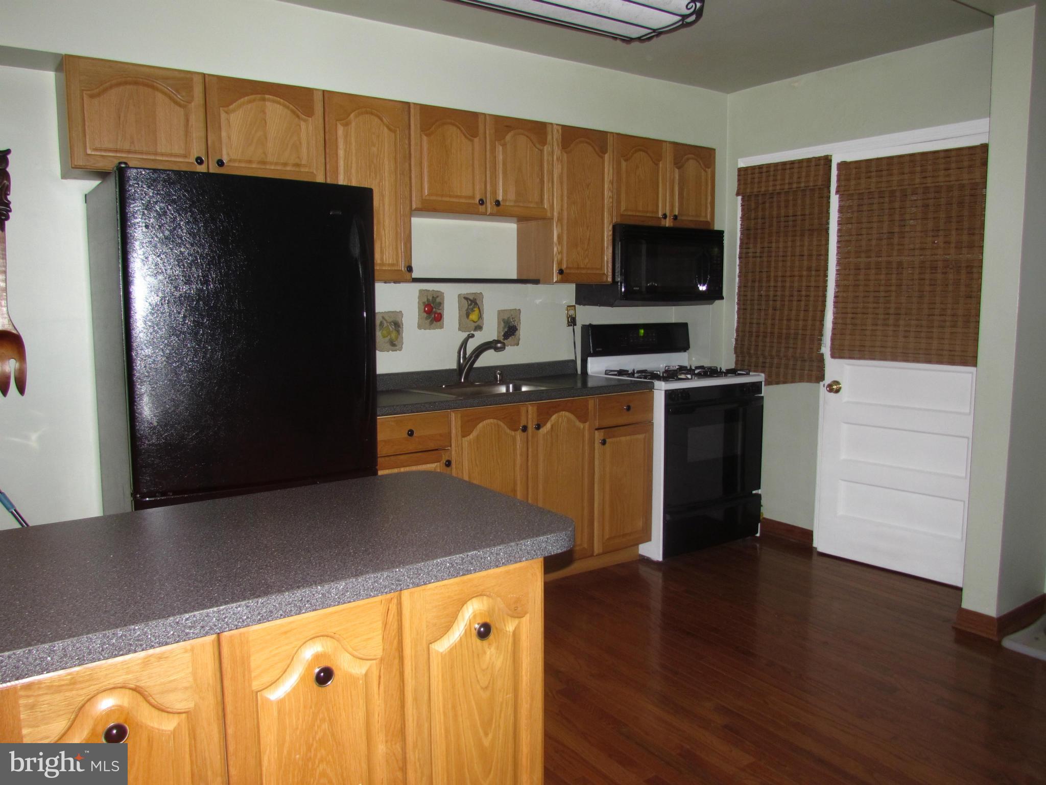 1908 Holborn Road Baltimore, MD 21222 - Photo 10 of 23 Kitchen