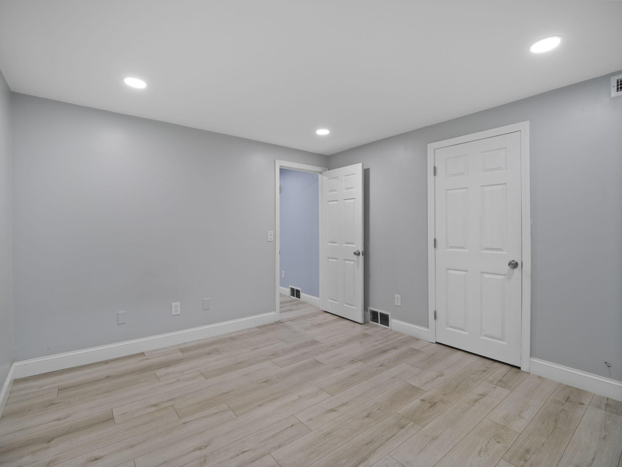 24 Bettys Pond Road, Unit 1K Hyannis, MA 02601 - Photo 24 of 39 16-web-or-mls-24 Bettys Pond Rd 1K Barns