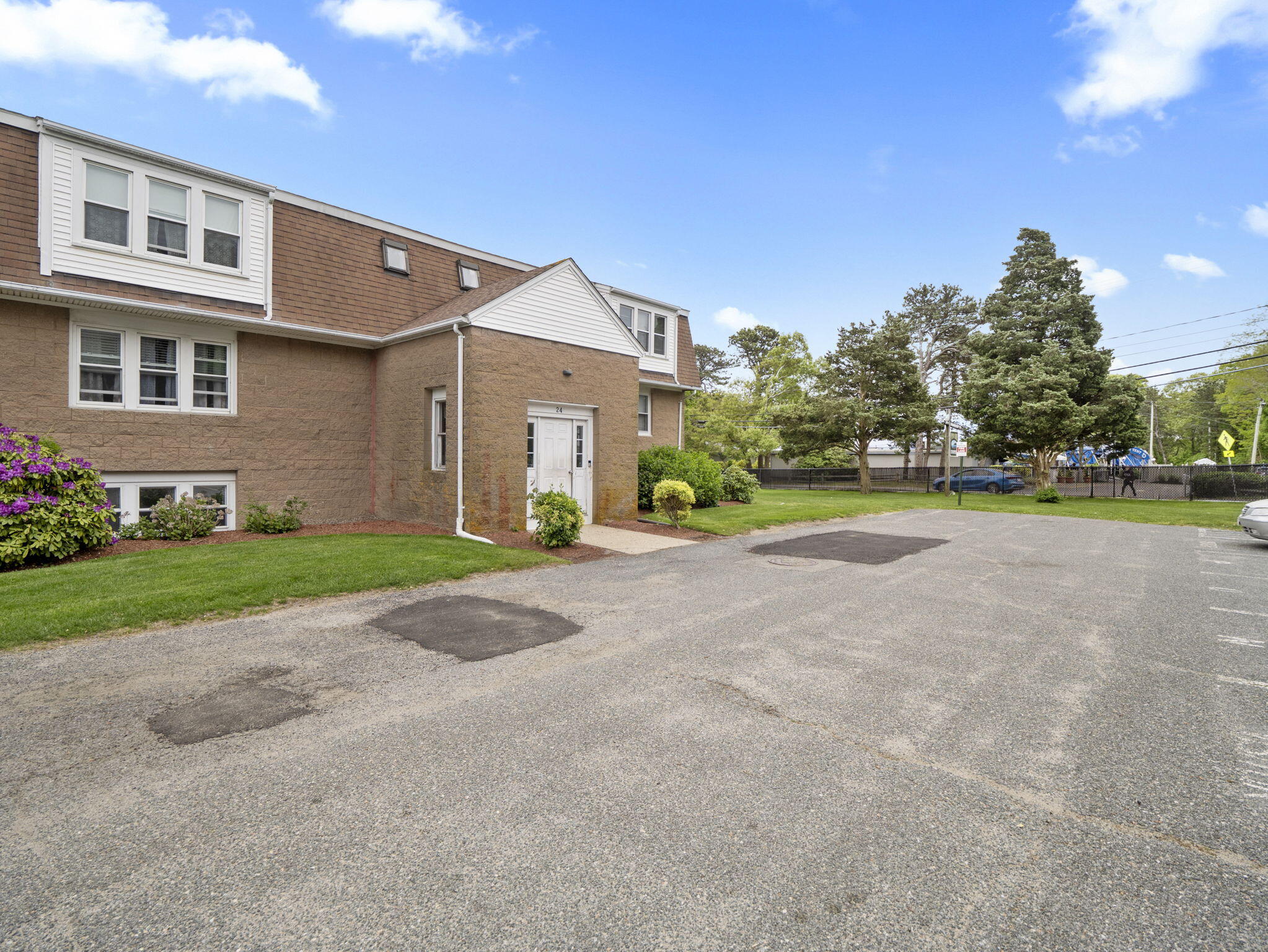 24 Bettys Pond Road, Unit 1K Hyannis, MA 02601 - Photo 3 of 39 40-web-or-mls-24 Bettys Pond Rd 1K Barns