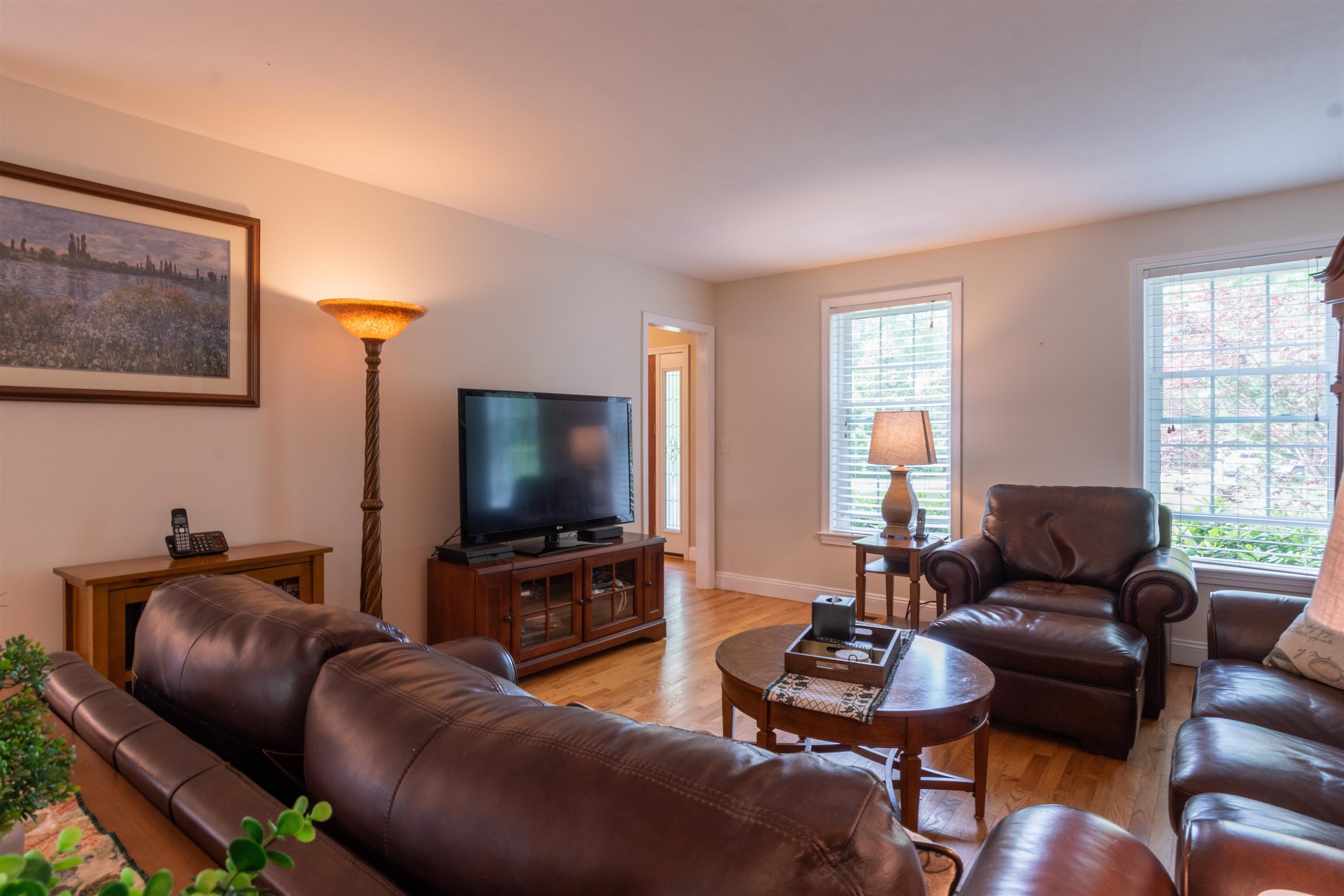 18 Rhodora Drive Amherst, NH 03031 - Photo 16 of 34