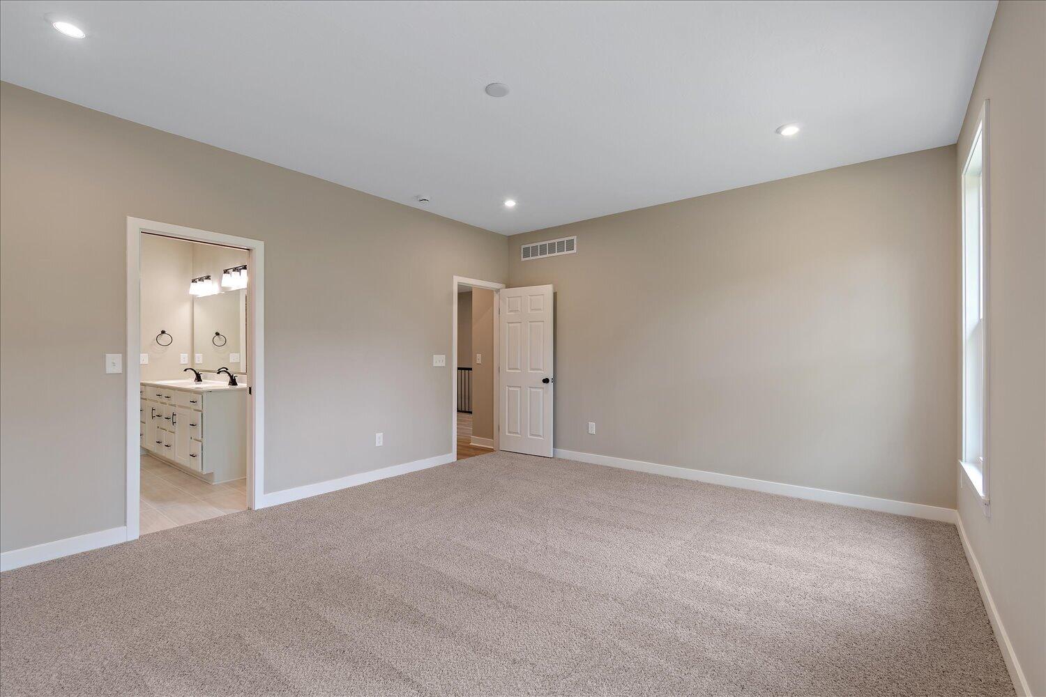 2477 Ruthwood Lane Fort Mitchell, KY 41017 - Photo 15 of 39