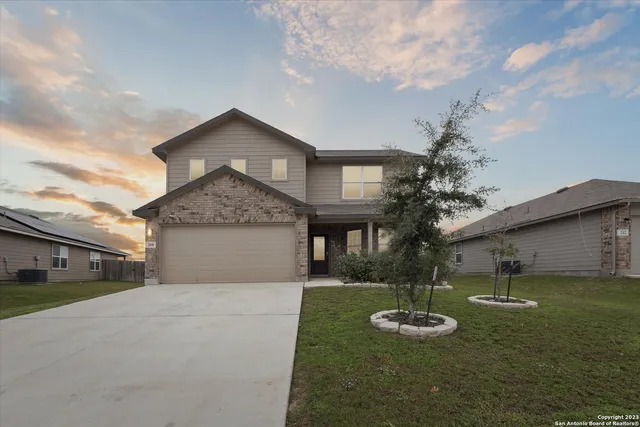 $2,100 | 208 Washita River, Cibolo, TX 78108