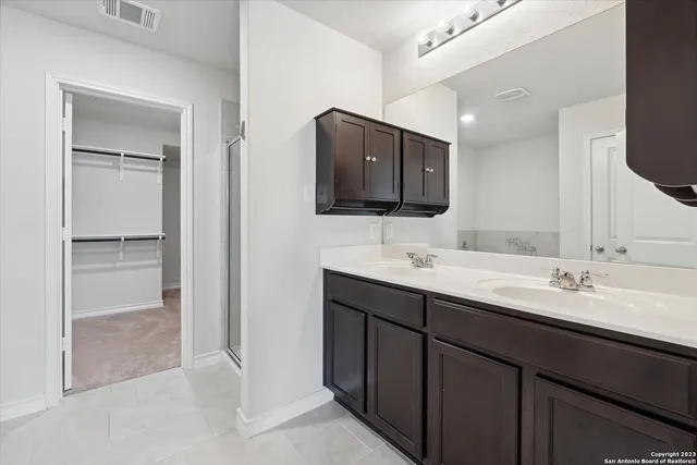 $2,100 | 208 Washita River, Cibolo, TX 78108