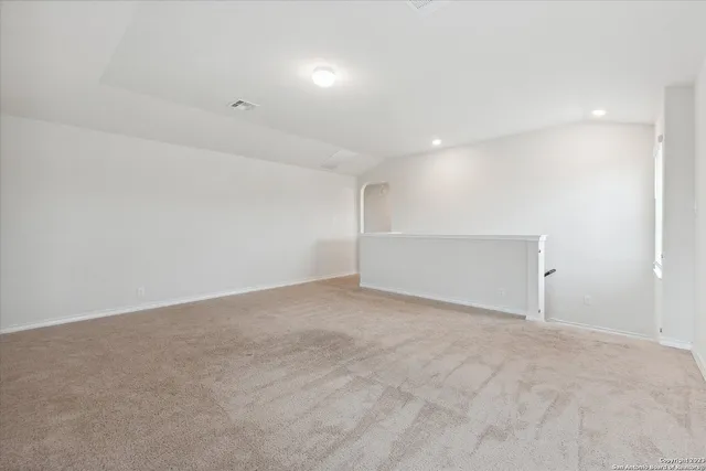 $2,100 | 208 Washita River, Cibolo, TX 78108