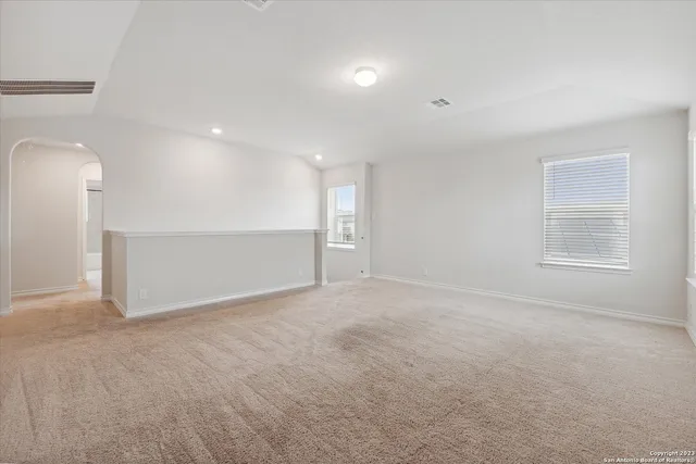 $2,100 | 208 Washita River, Cibolo, TX 78108