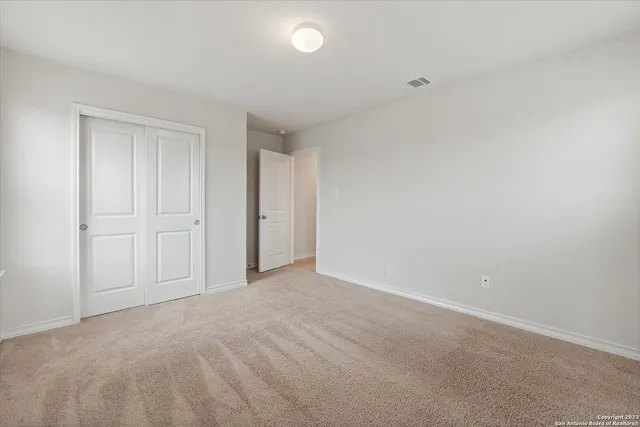 $2,100 | 208 Washita River, Cibolo, TX 78108