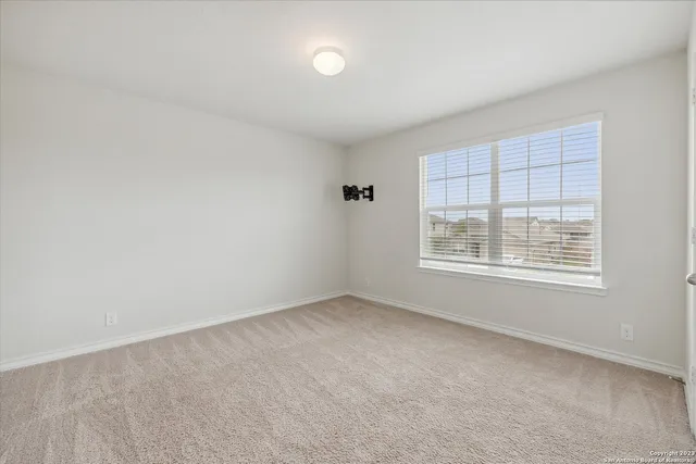 $2,100 | 208 Washita River, Cibolo, TX 78108