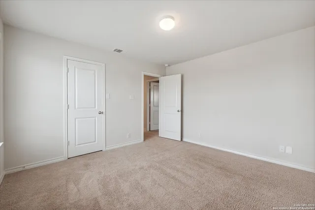 $2,100 | 208 Washita River, Cibolo, TX 78108