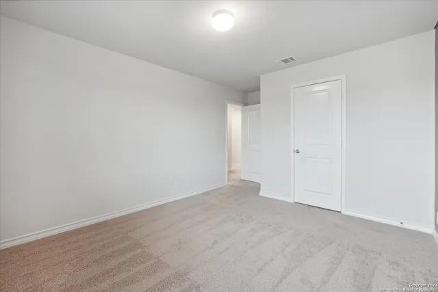 $2,100 | 208 Washita River, Cibolo, TX 78108