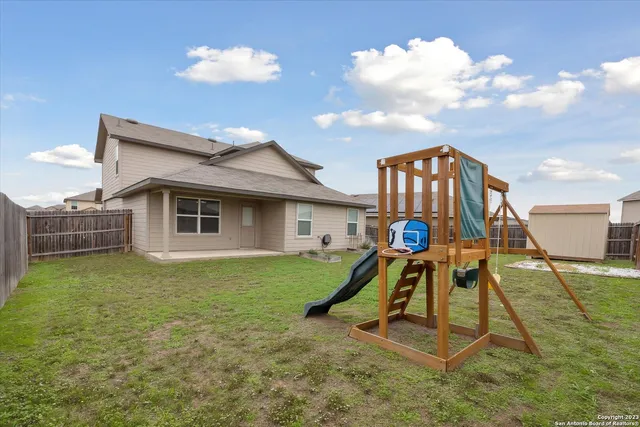 $2,100 | 208 Washita River, Cibolo, TX 78108
