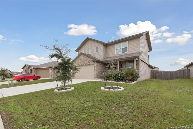 $2,100 | 208 Washita River, Cibolo, TX 78108
