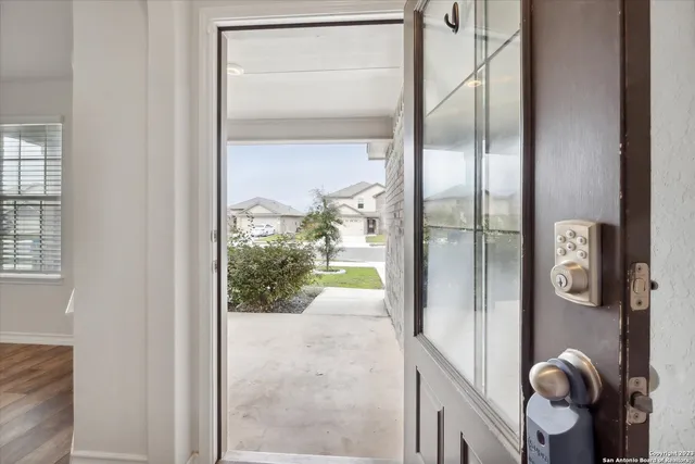 $2,100 | 208 Washita River, Cibolo, TX 78108