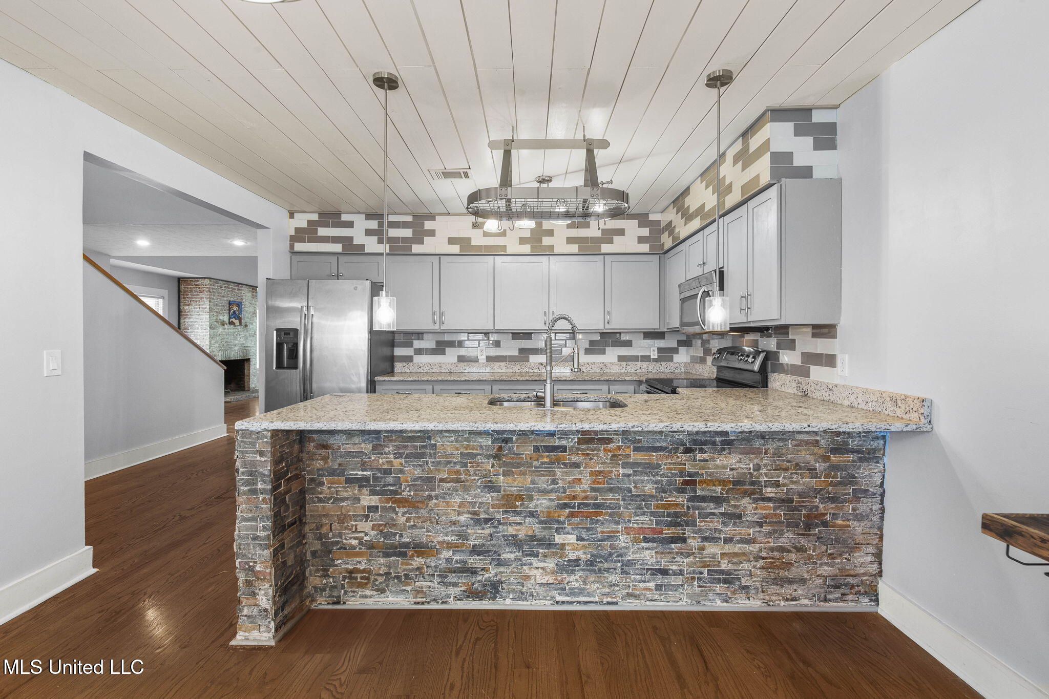 107 Lakepointe Drive Madison, MS 39110 - Photo 15 of 80 17-web-or-mls-107 Lakepointe-14