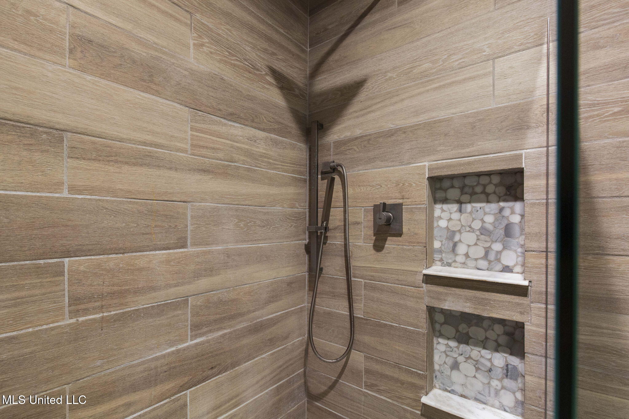 107 Lakepointe Drive Madison, MS 39110 - Photo 27 of 80 35-web-or-mls-107 Lakepointe-30