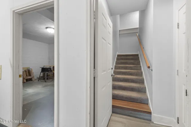 $375,000 | 107 Lakepointe Drive, Madison, MS 39110