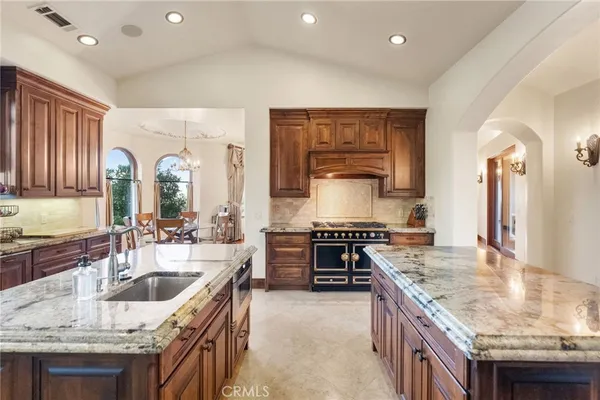 $3,750,000 | 43040 Vía Nariz, Temecula, CA 92590