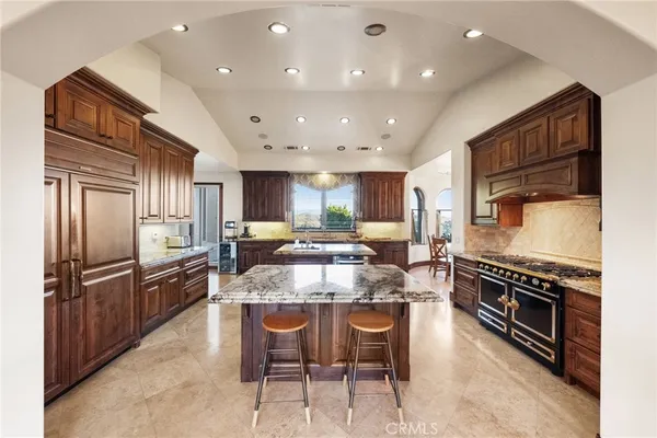 $3,750,000 | 43040 Vía Nariz, Temecula, CA 92590