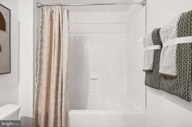 $529,990 | 137 Woodford Drive, Stephens City, VA 22655