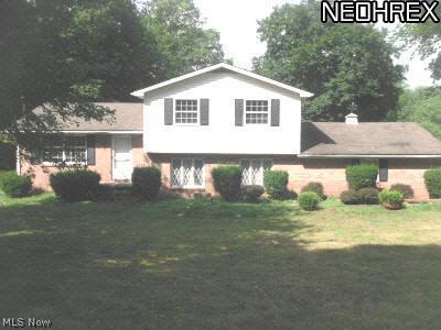 805 Yankee Run Road Masury, OH 44438 - Photo 1 of 1 Gallery Image 1