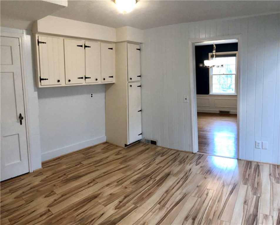 74 Chelmsford Road Brighton, NY 14618 - Photo 5 of 12