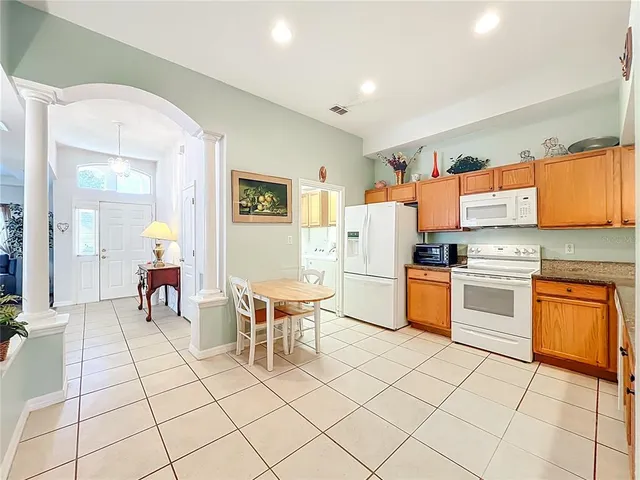 $390,500 | 30613 Pga Drive, Sorrento, FL 32776