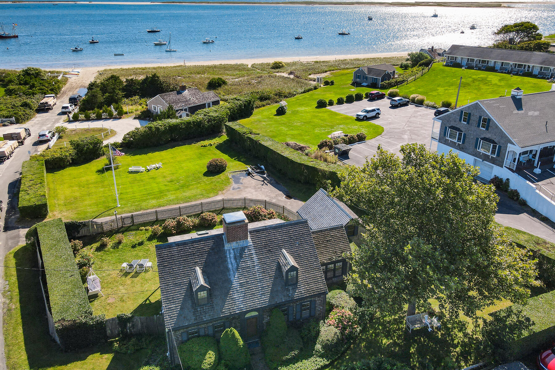 216 Shore Road Chatham, MA 02633 - Photo 6 of 88 Photo_6685566