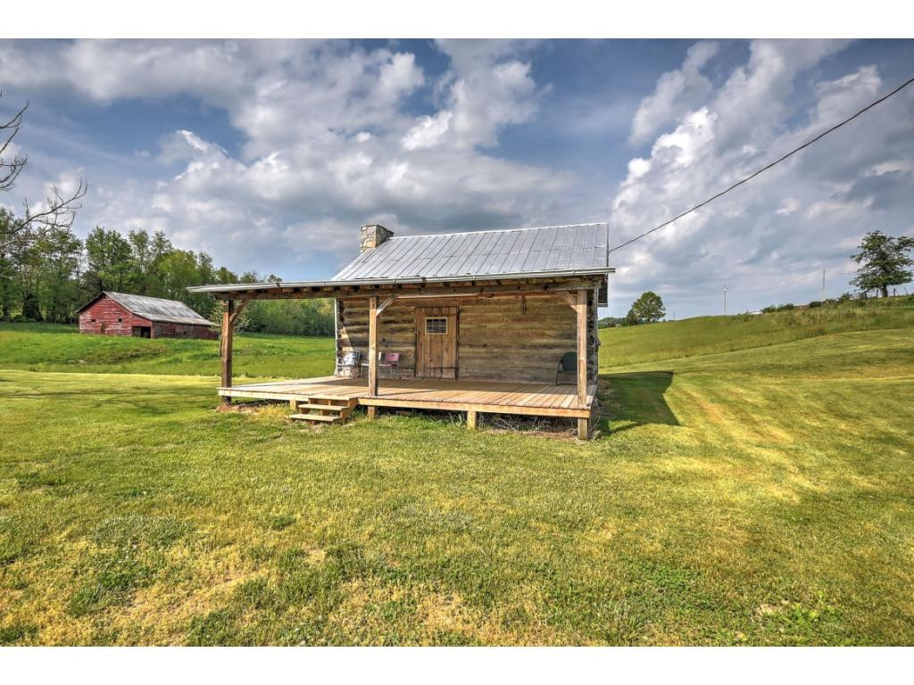 681 Providence Road Limestone, TN 37681 - Photo 4 of 36 Photo 4